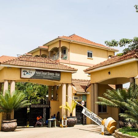 Desert Breeze Hotel Arua Екстер'єр фото